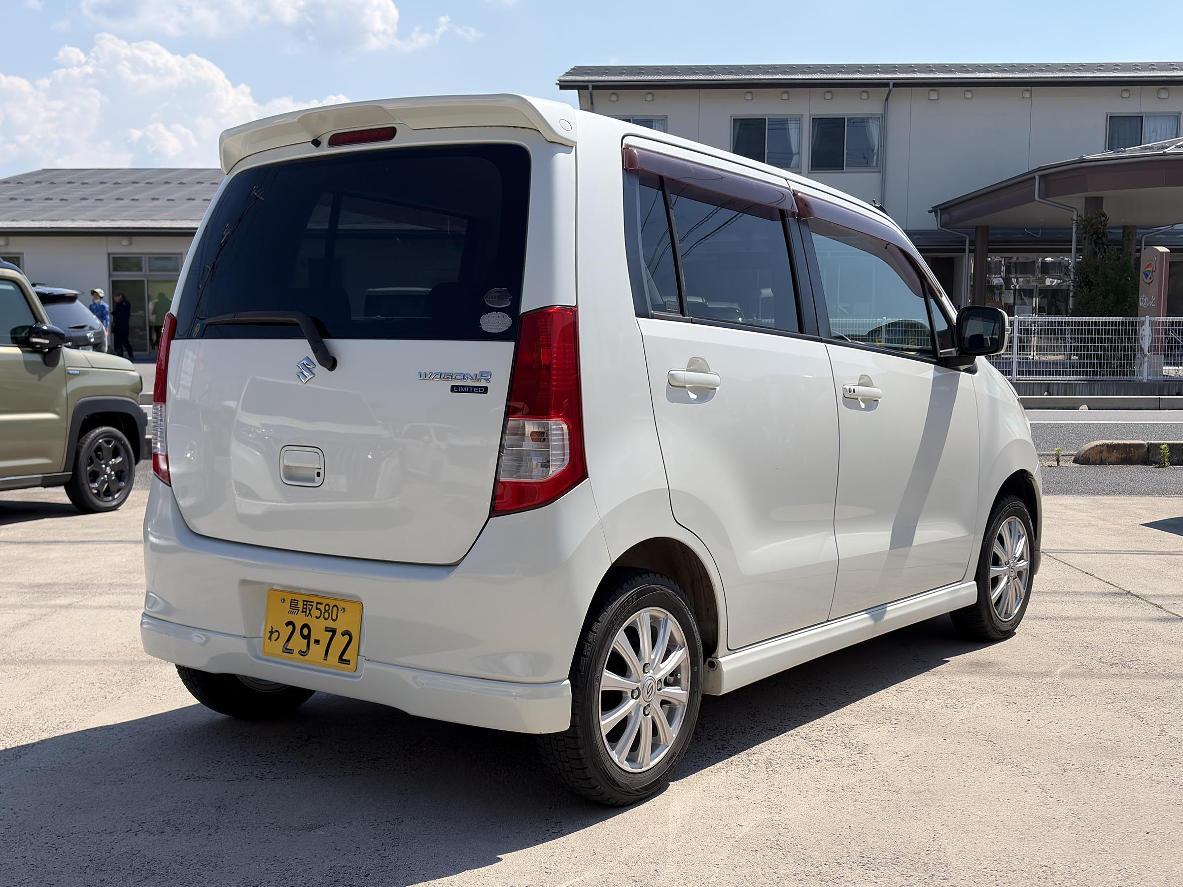 CSR-002 ワゴンR - レンタル価格【米子のレンタカーなら！】カーセンスレンタカー｜格安・最短半日〜マンスリー＆長期レンタル｜米子市・境港市